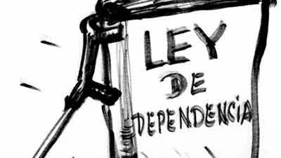 Cartel con el texto «Ley de dependencia» y una muleta enganchada en él, dibujados a tinta en blanco y negro